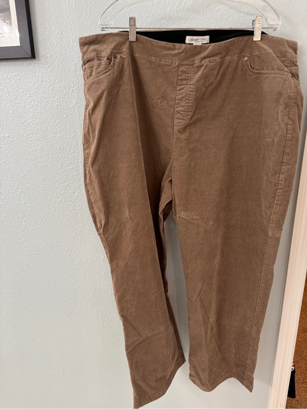 Coldwater Creek women’s Corduroy Pants in Brown